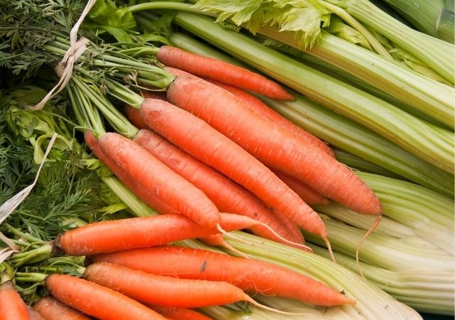 wortel dan seledri untuk mengurangi dampak polusi udara